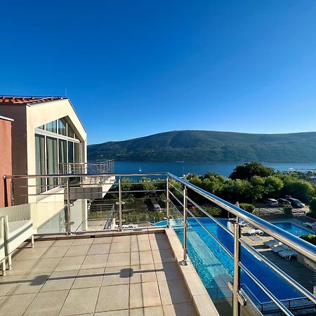 Acacia Hill B8 Daire Ðenovići Dış mekan fotoğraf