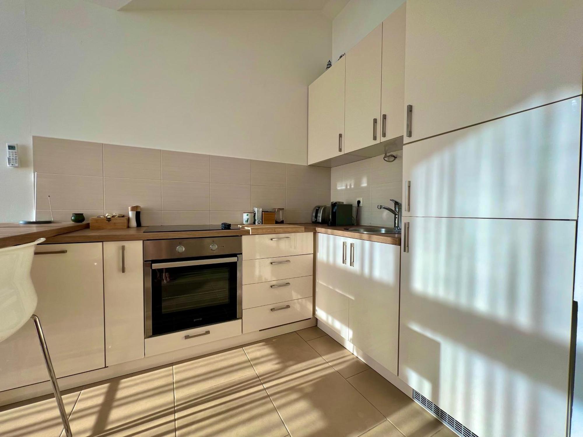 Acacia Hill B8 Daire Ðenovići Dış mekan fotoğraf